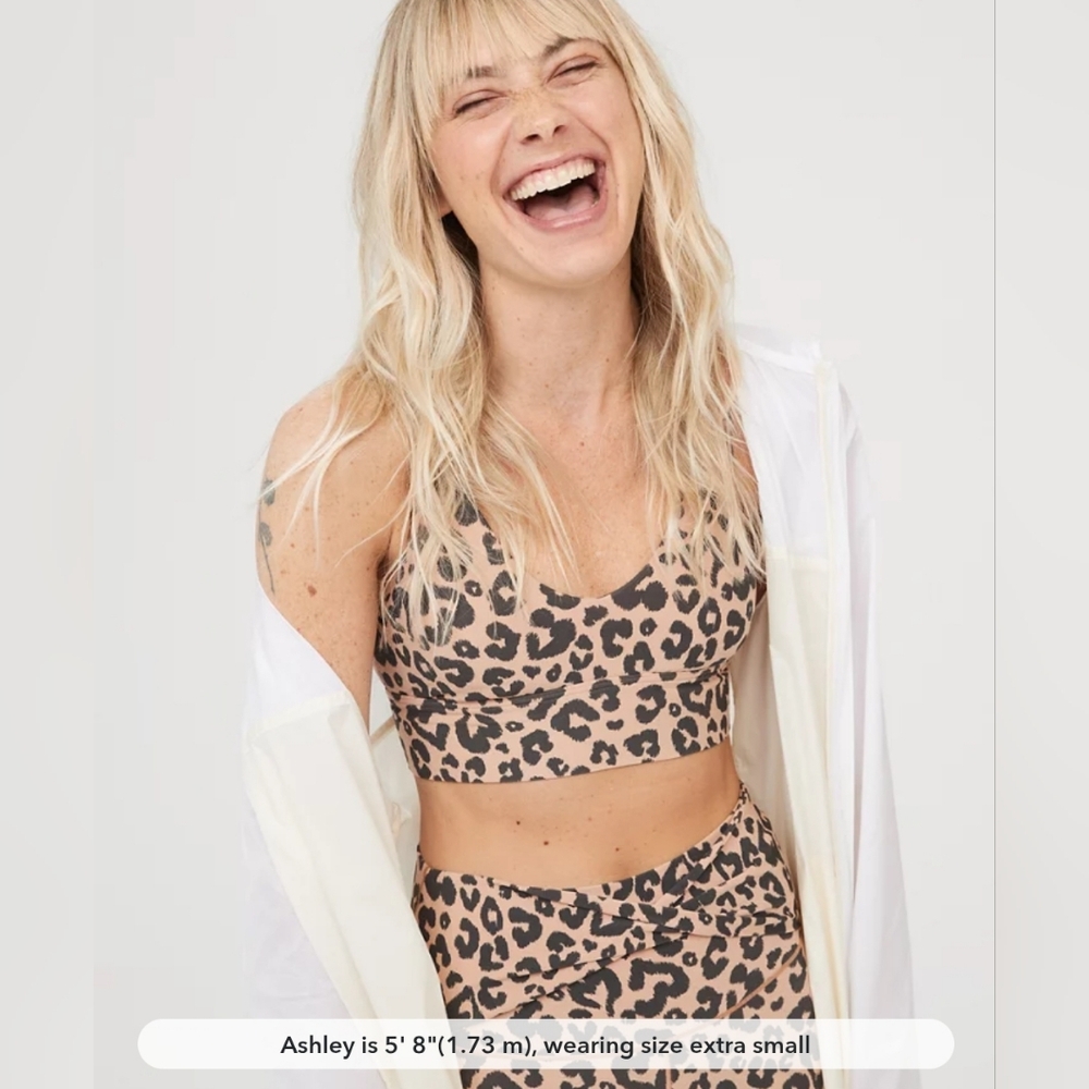 OFFLINE Real Me Printed Twist Back Sports Bra, Size M